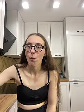 Snapshot of MartiniiSelenna chatting on 18, 9, 2025 MartiniiSelenna online show from 18, 9, 2025