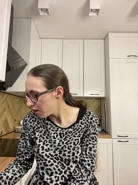 Snapshot of MartiniiSelenna chatting on 29, 9, 2025 MartiniiSelenna online show from 29, 9, 2025