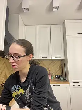 Snapshot of MartiniiSelenna chatting on 17, 10, 2025 MartiniiSelenna online show from 17, 10, 2025