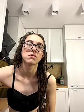 Snapshot of MartiniiSelenna chatting on 2, 11, 2025 MartiniiSelenna online show from 2, 11, 2025