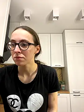 Snapshot of MartiniiSelenna chatting on 7, 11, 2025 MartiniiSelenna online show from 7, 11, 2025