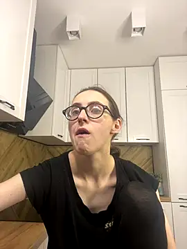 Snapshot of MartiniiSelenna chatting on 18, 11, 2025 MartiniiSelenna online show from 18, 11, 2025