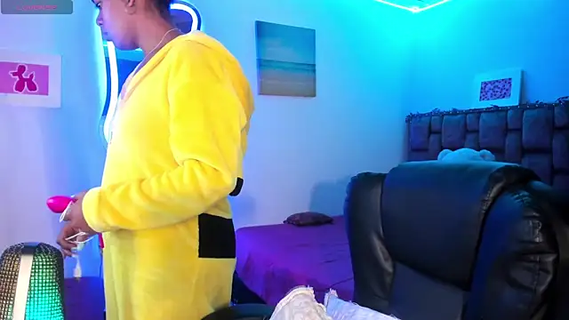 ladyrd1 online show from 31, 12, 2024