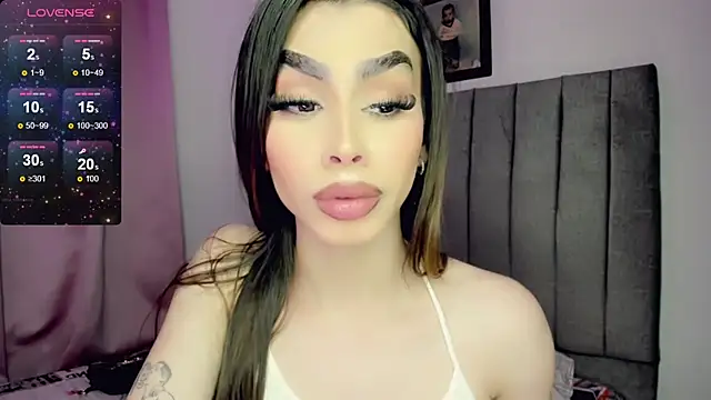 Snapshot of Jimmenna_ chatting on 15, 1, 2025 Jimmenna online show from 15, 1, 2025