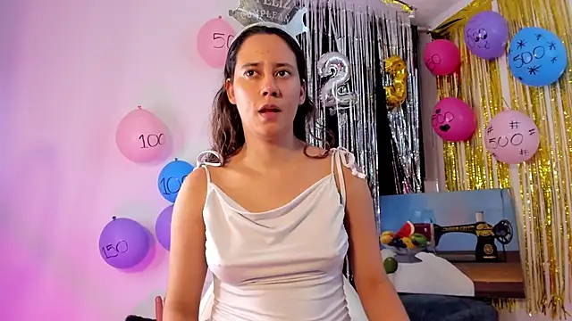 lovely kitt online show from 8, 2, 2025