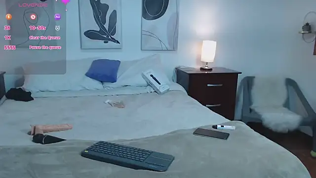 Lucy joi online show from 3, 2, 2025