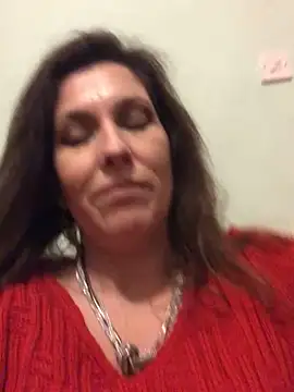 Lwhite1 online show from 20, 12, 2024