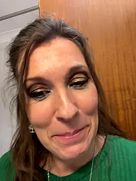 Lwhite1 online show from 11, 10, 2025