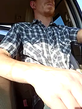 Snapshot of REDHAMMER_ chatting on 30, 9, 2025 REDHAMMER online show from 30, 9, 2025