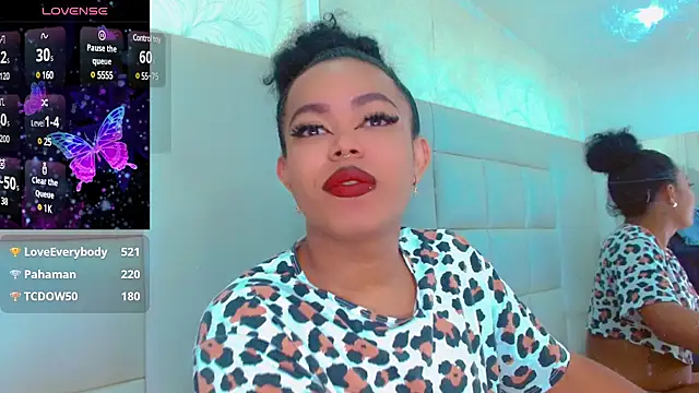 KayleighDreams  online show from 13, 1, 2025