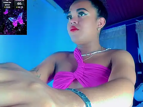 Snapshot of KayleighDreams_ chatting on 8, 10, 2025 KayleighDreams online show from 8, 10, 2025