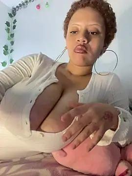 Snapshot of Charlotee_ chatting on 11, 2, 2026 Charlotee online show from 11, 2, 2026