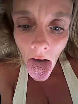 vixendoll87 online show from 8, 3, 2025