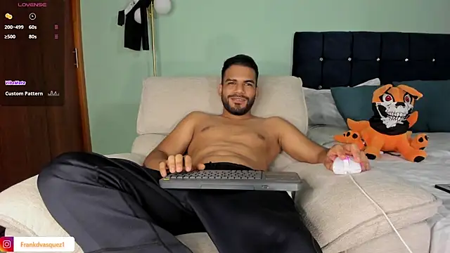 Snapshot of Neganhot_ chatting on 29, 10, 2025 Neganhot online show from 29, 10, 2025