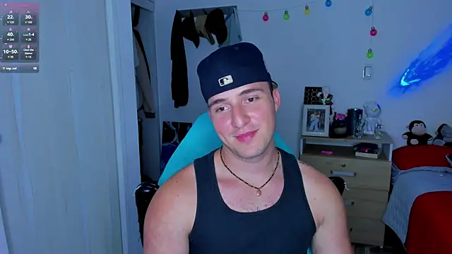 Snapshot of liam_oficial02 chatting on 11, 1, 2025 liam oficial02 online show from 11, 1, 2025