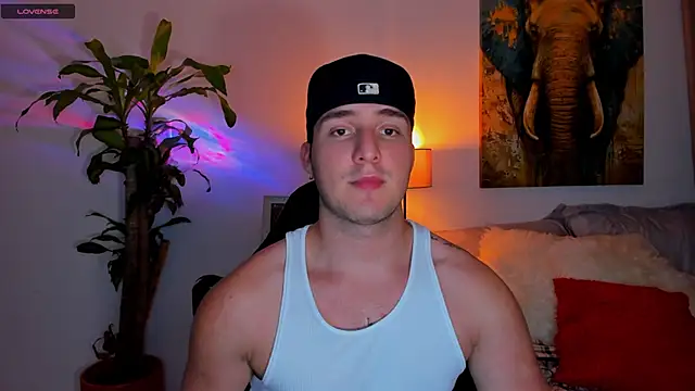 Snapshot of liam_oficial02 chatting on 18, 3, 2025 liam oficial02 online show from 18, 3, 2025