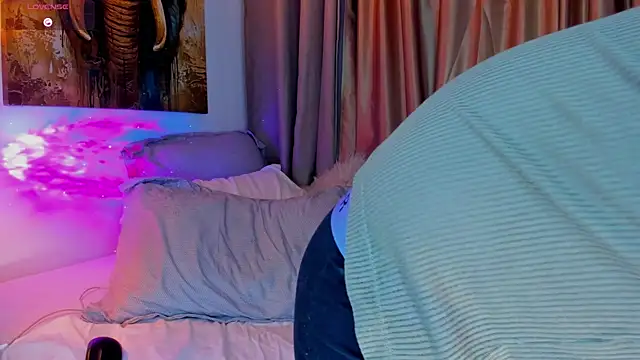 Snapshot of liam_oficial02 chatting on 21, 9, 2025 liam oficial02 online show from 21, 9, 2025