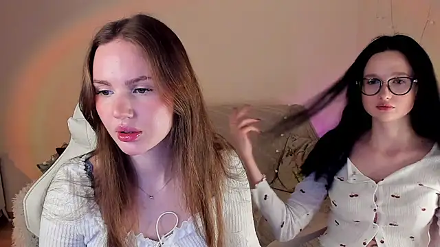 MishkaMe online show from 5, 12, 2025