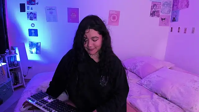 StephaniFox online show from 20, 12, 2024