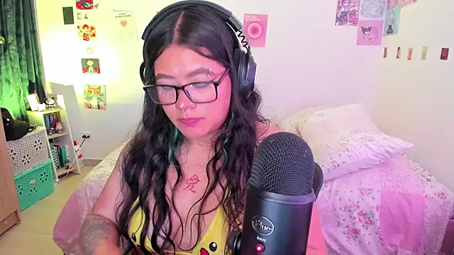 StephaniFox online show from 26, 12, 2024
