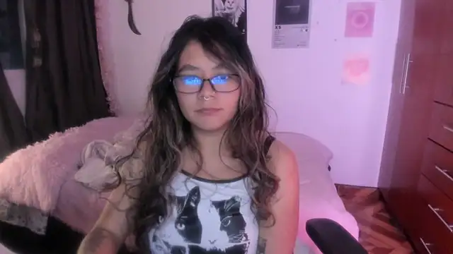 StephaniFox online show from 4, 2, 2026