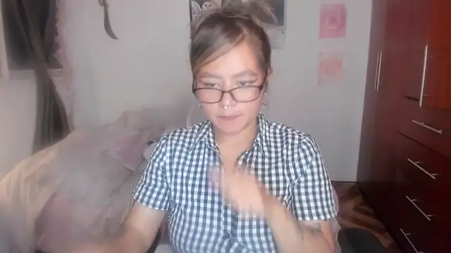 Snapshot of StephaniFox chatting on 10, 2, 2026 StephaniFox online show from 10, 2, 2026