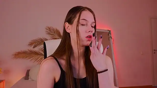 mo11y kitten online show from 15, 12, 2024