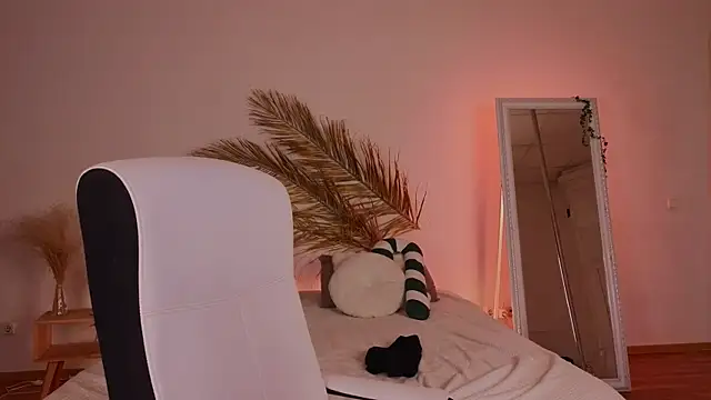 mo11y kitten online show from 17, 12, 2024
