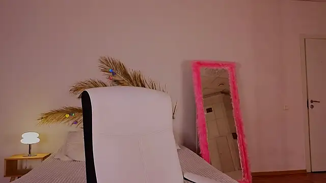 mo11y kitten online show from 26, 2, 2025
