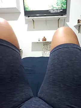 Snapshot of buterfly1519 chatting on 2, 11, 2025 buterfly1519 online show from 2, 11, 2025