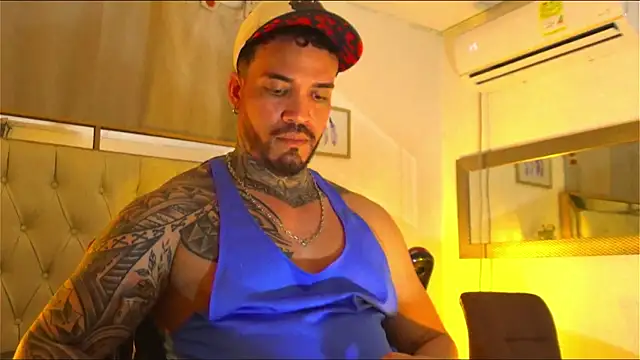 Angel sex latin online show from 25, 12, 2024