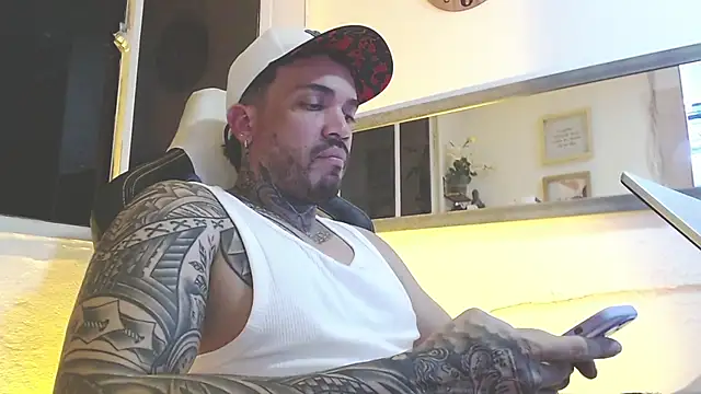 Angel sex latin online show from 8, 3, 2025