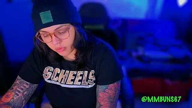 miacanela xo online show from 29, 10, 2025