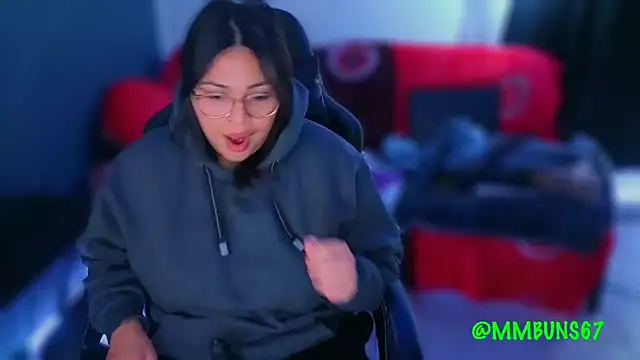 miacanela xo online show from 2, 11, 2025