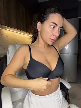 Melisa Ester online show from 1, 11, 2025