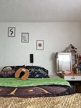 Snapshot of Alexxabootty chatting on 5, 11, 2025 Alexxabootty online show from 5, 11, 2025