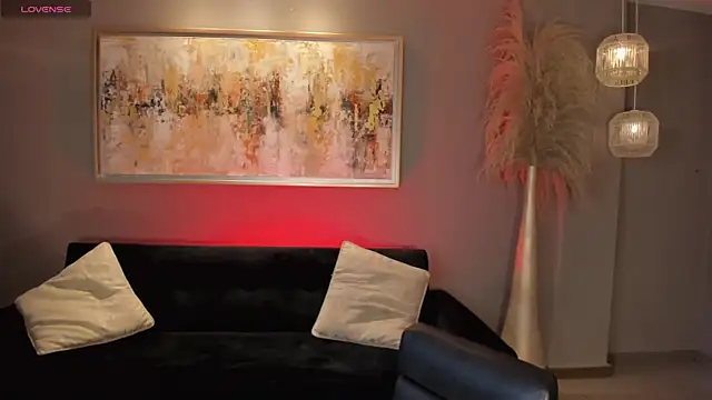 NicoleSanz  online show from 26, 2, 2025