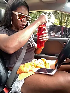 sweetsarabig22cm online show from 12, 2, 2026