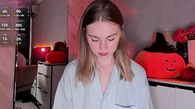 Snapshot of LoveGameSexx chatting on 26, 10, 2025 LoveGameSexx online show from 26, 10, 2025