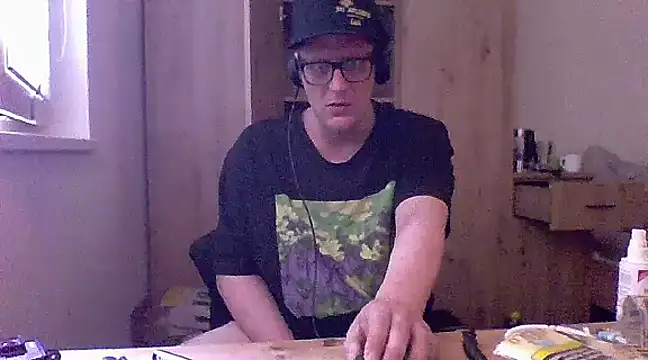 Bigthroaterboy online show from 1, 3, 2025