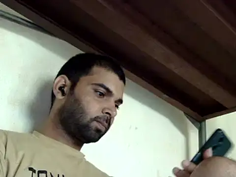 Snapshot of ConducedPant chatting on 8, 3, 2025 ConducedPant online show from 8, 3, 2025