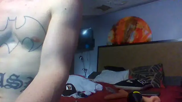 Snapshot of trash4cash chatting on 19, 10, 2025 trash4cash online show from 19, 10, 2025