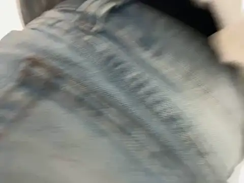 Snapshot of trash4cash chatting on 28, 10, 2025 trash4cash online show from 28, 10, 2025