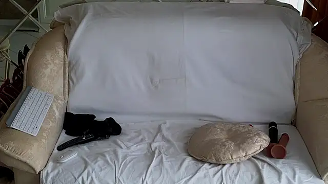 Snapshot of BEST-1 chatting on 6, 3, 2025 BEST-1 online show from 6, 3, 2025