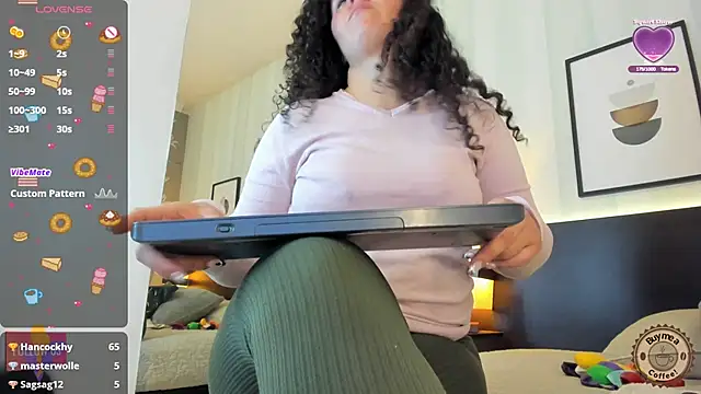 Valeria  soler online show from 6, 3, 2025