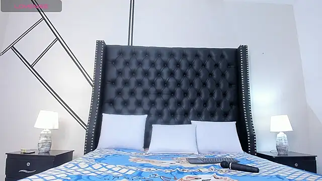 Snapshot of _evelin_diaz chatting on 24, 10, 2025 evelin diaz online show from 24, 10, 2025