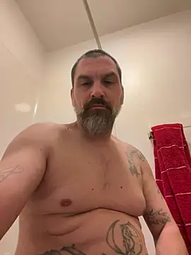 BifreAknasty online show from 5, 1, 2025