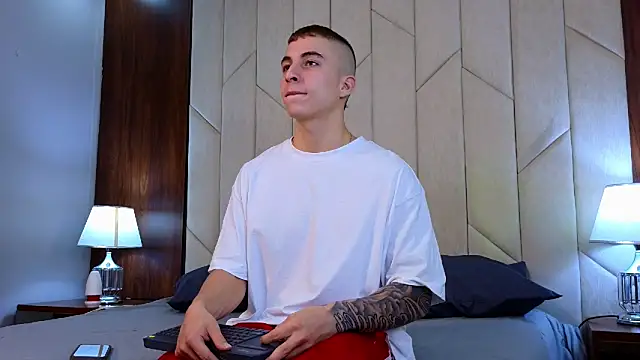 Snapshot of AsmodeoCox chatting on 13, 1, 2025 AsmodeoCox online show from 13, 1, 2025