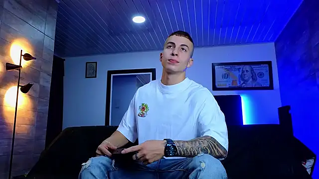 Snapshot of AsmodeoCox chatting on 26, 2, 2025 AsmodeoCox online show from 26, 2, 2025