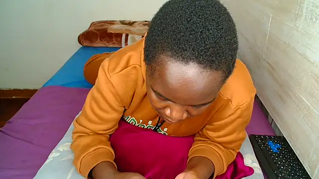 KINKYBLACKDOLL online show from 31, 10, 2025